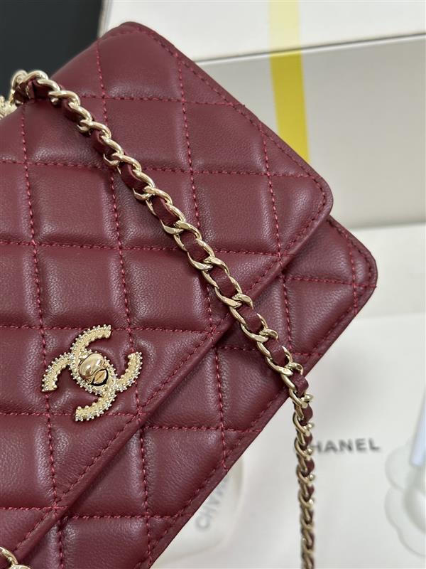 2026127205142214 700